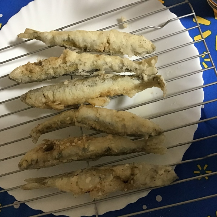 サクサク美味しい！わかさぎの素揚げ